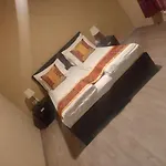 Hotel Sun-house - Parkingfree Limited Spaces- Prag