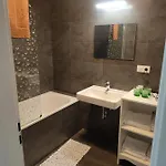 Hotel Sun-house - Parkingfree Limited Spaces-