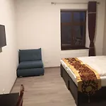 Sun-house - Parkingfree Limited Spaces- 3*