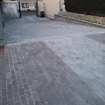 Sun-house - Parkingfree Limited Spaces- Hotel