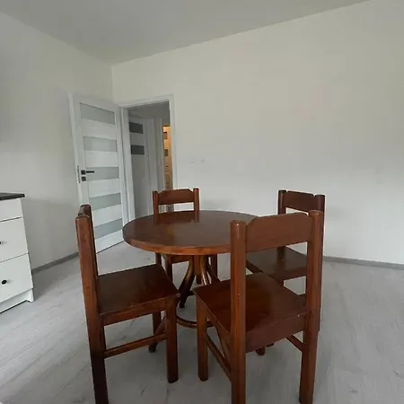 Sun-house - Parkingfree Limited Spaces-