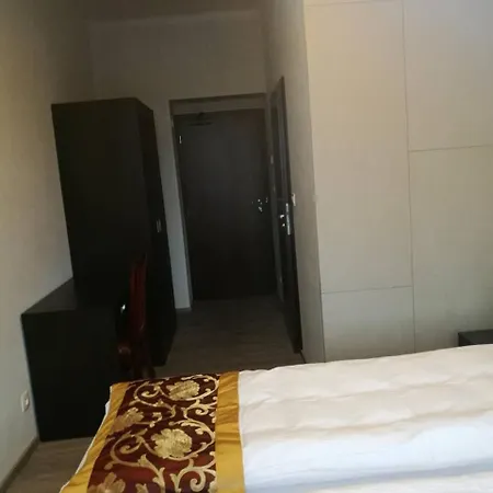 Hotel Sun-house - Parkingfree Limited Spaces-