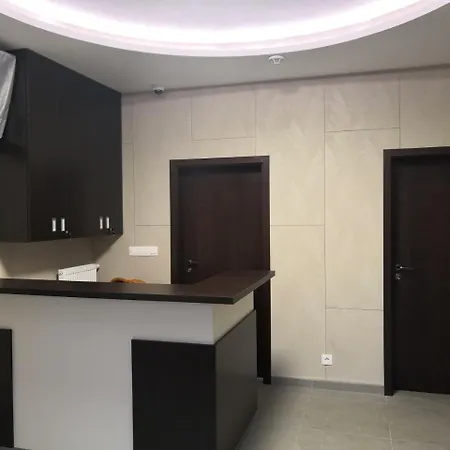 Sun-house - Parkingfree Limited Spaces-