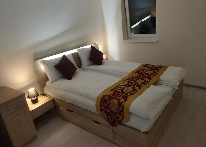Sun-house - Parkingfree Limited Spaces- Hotel Praga