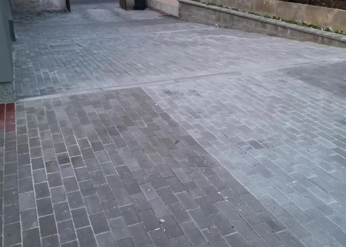 Sun-house - Parkingfree Limited Spaces- Hotel